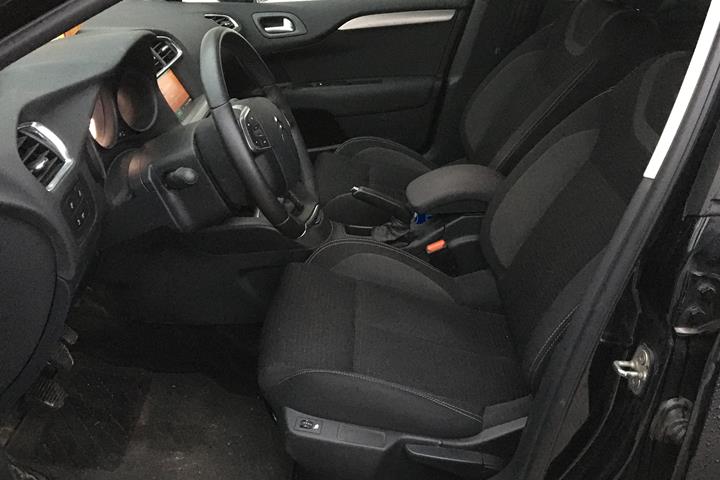 Sort Citroën C4 fra 2017