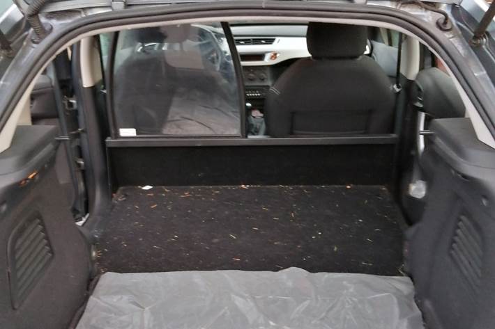 Grå Citroën C3 fra 2010