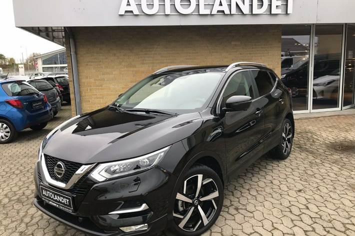 Sort Nissan Qashqai fra 2019