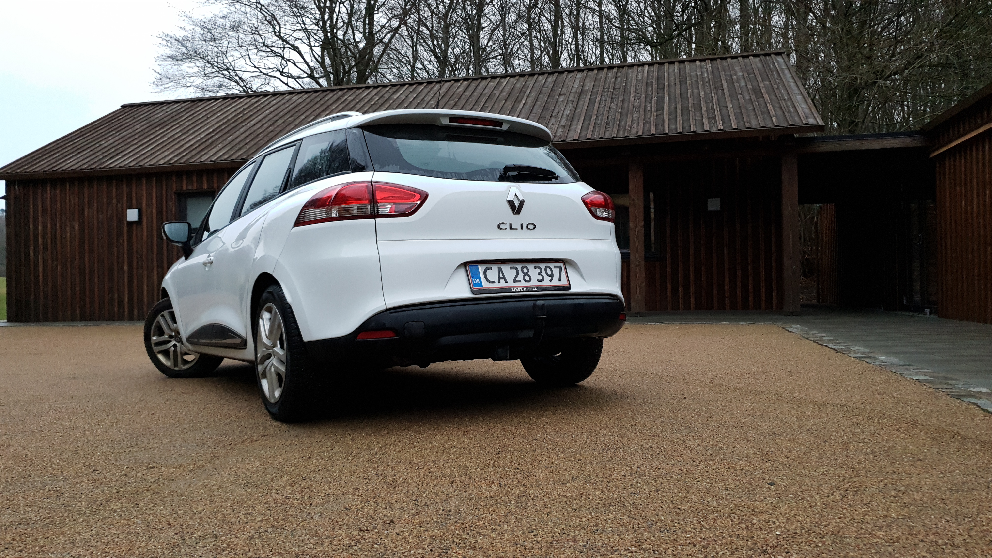 Hvid Renault Clio IV fra 2017