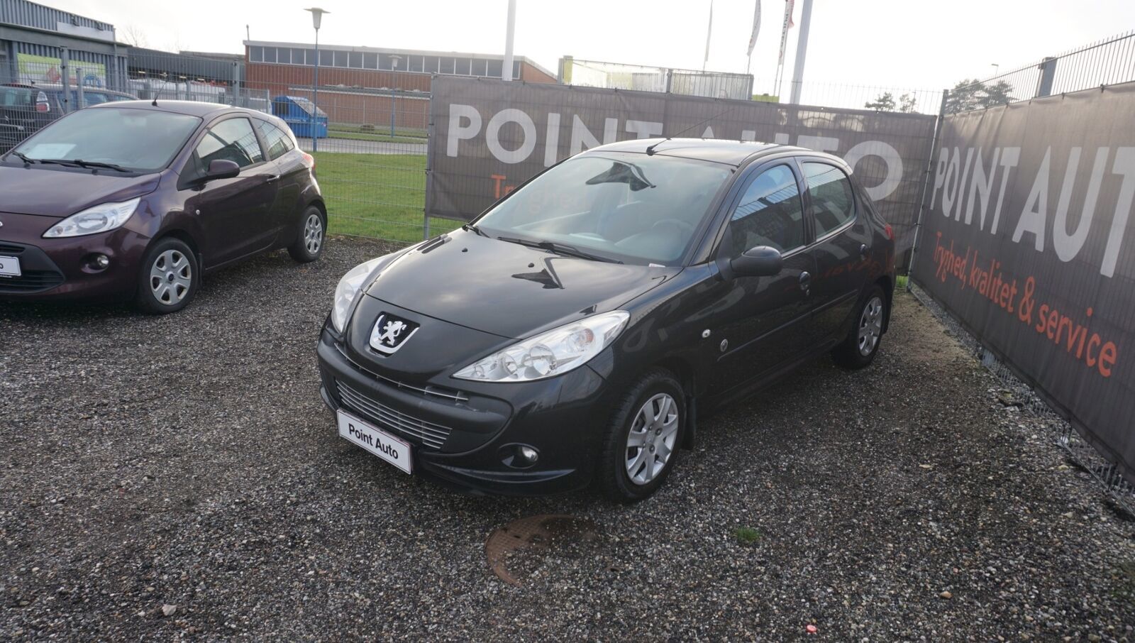 Sort Peugeot 206+ fra 2012