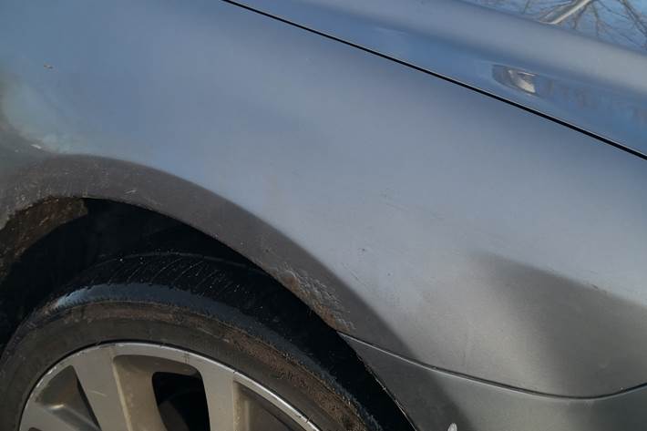 Grå Mazda 6 fra 2005