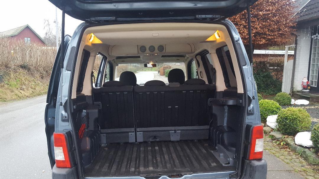 Grå Citroën Berlingo fra 2006