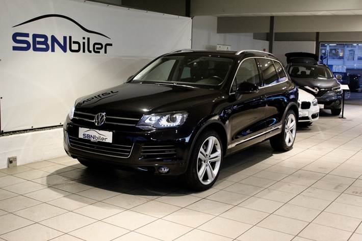 Sort VW Touareg fra 2014