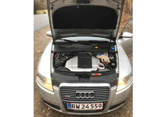 Sølv Audi A6 fra 2005