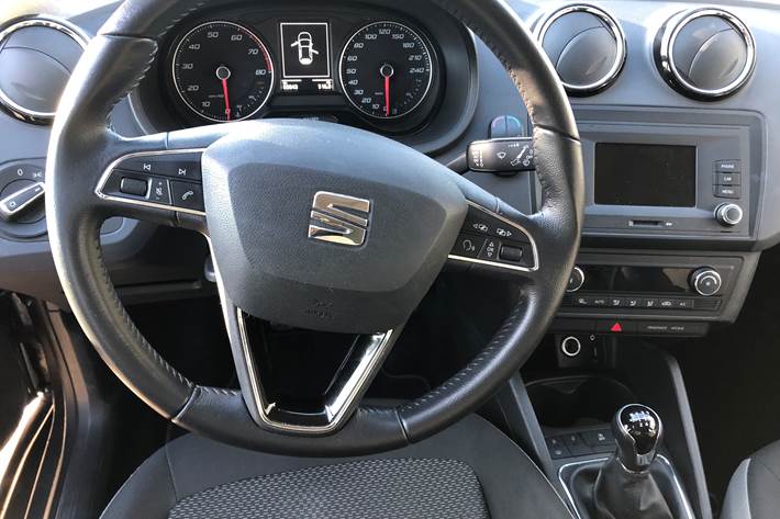 Grå Seat Ibiza fra 2016
