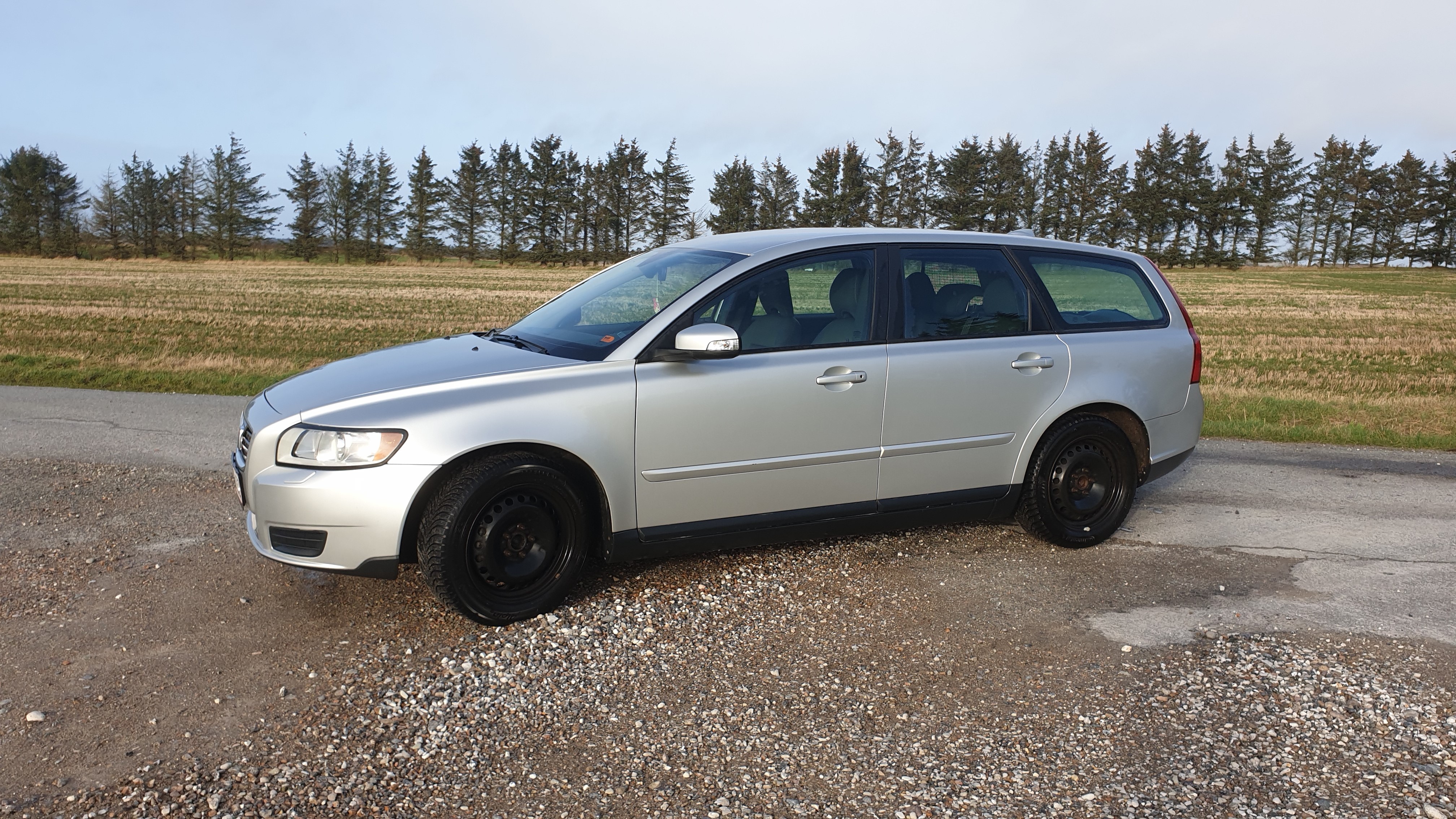 Sølv Volvo V50 fra 2008