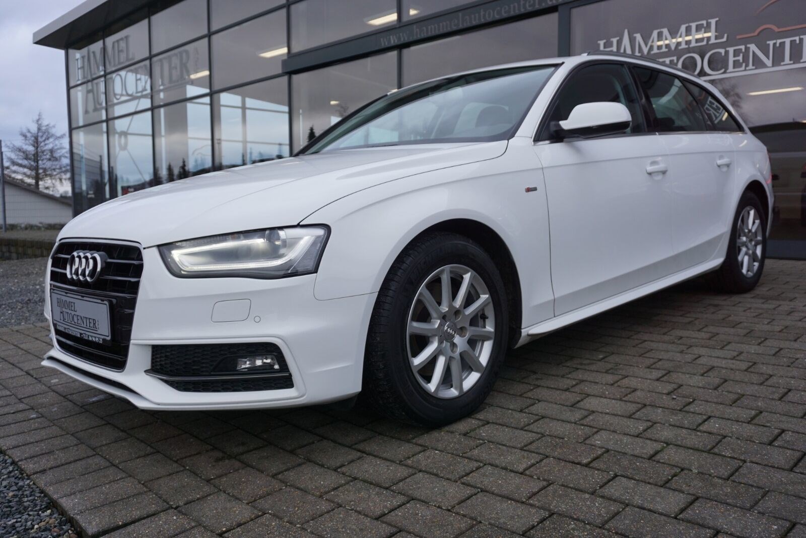 Guide til Audi A4 2.0 TDI Ultra Sport (Årgang 11/2015 - 08/2018)