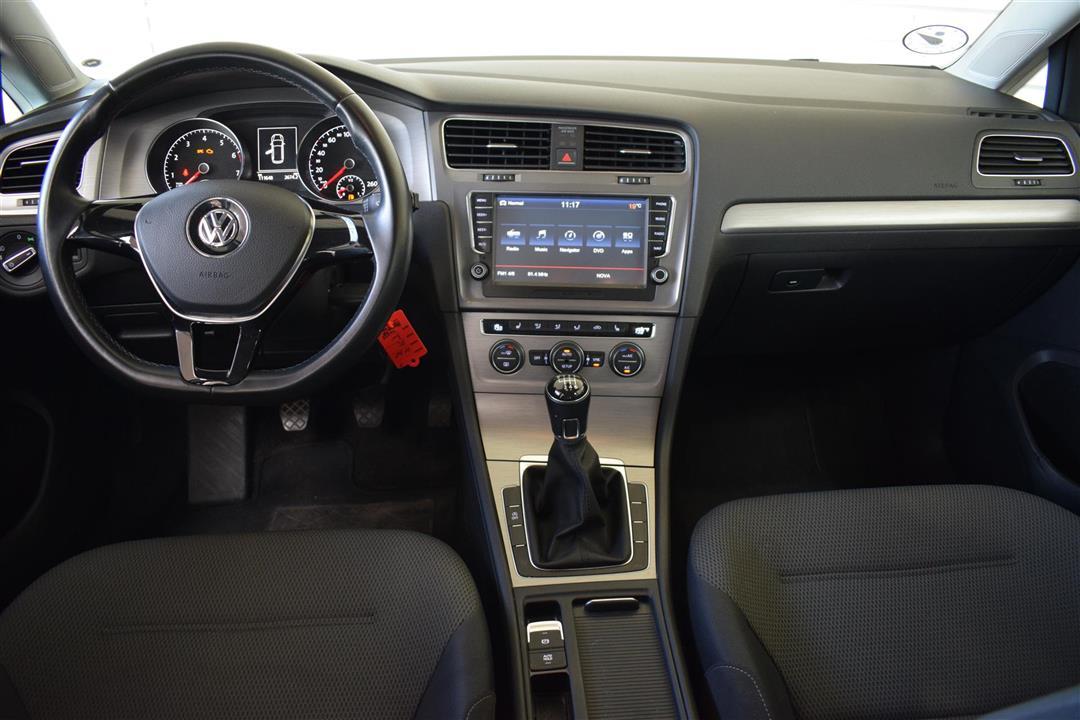 Sort VW Golf fra 2014