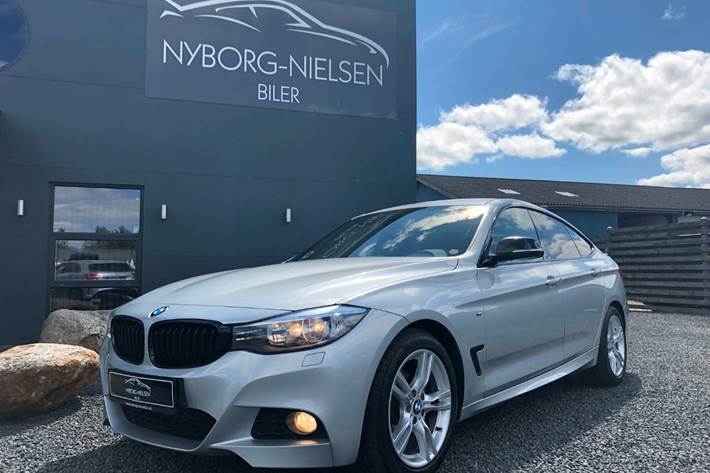 Grå BMW 320d fra 2014