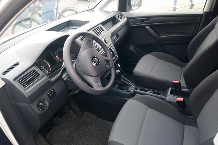 Hvid VW Caddy fra 2019