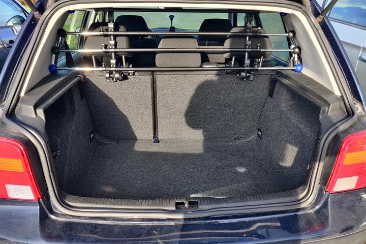 Blå VW Golf IV fra 1998