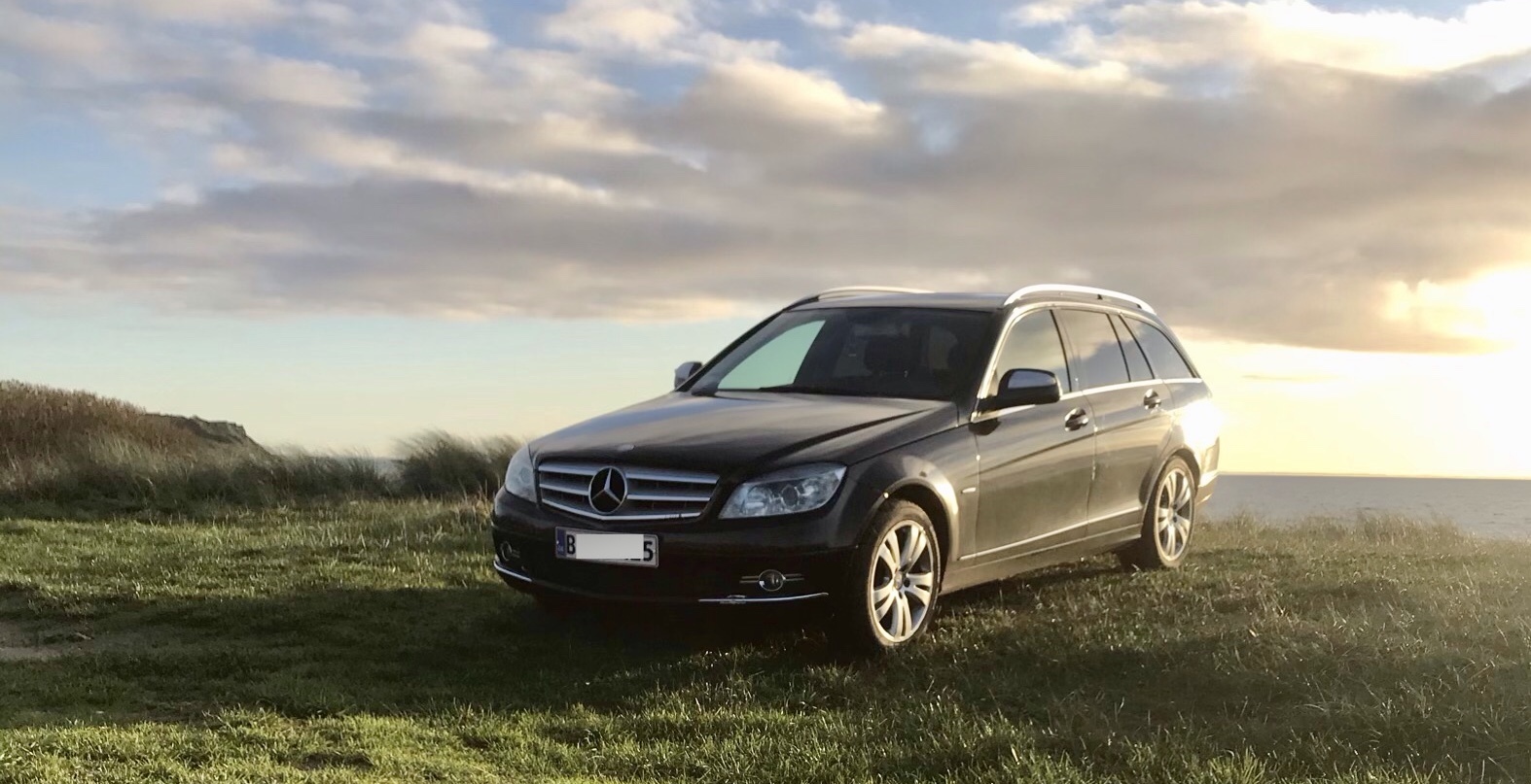 Sort Mercedes C220 fra 2008