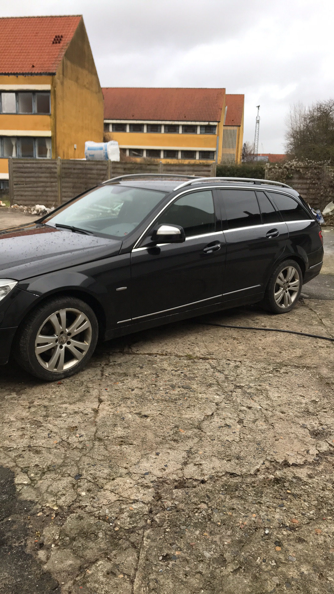 Sort Mercedes C220 fra 2008