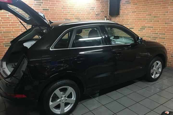 Sort Audi Q3 fra 2018