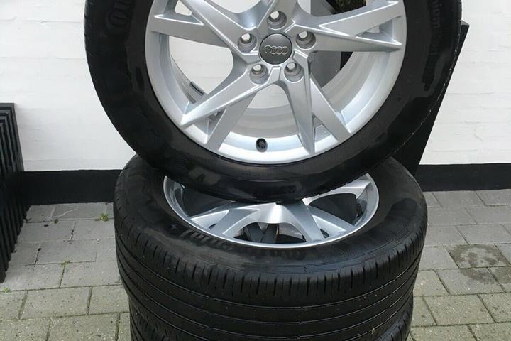 Sort Audi Q3 fra 2018