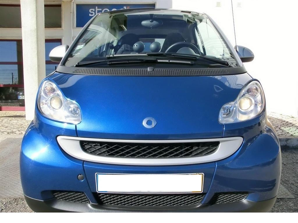 Blå Smart Fortwo fra 2007