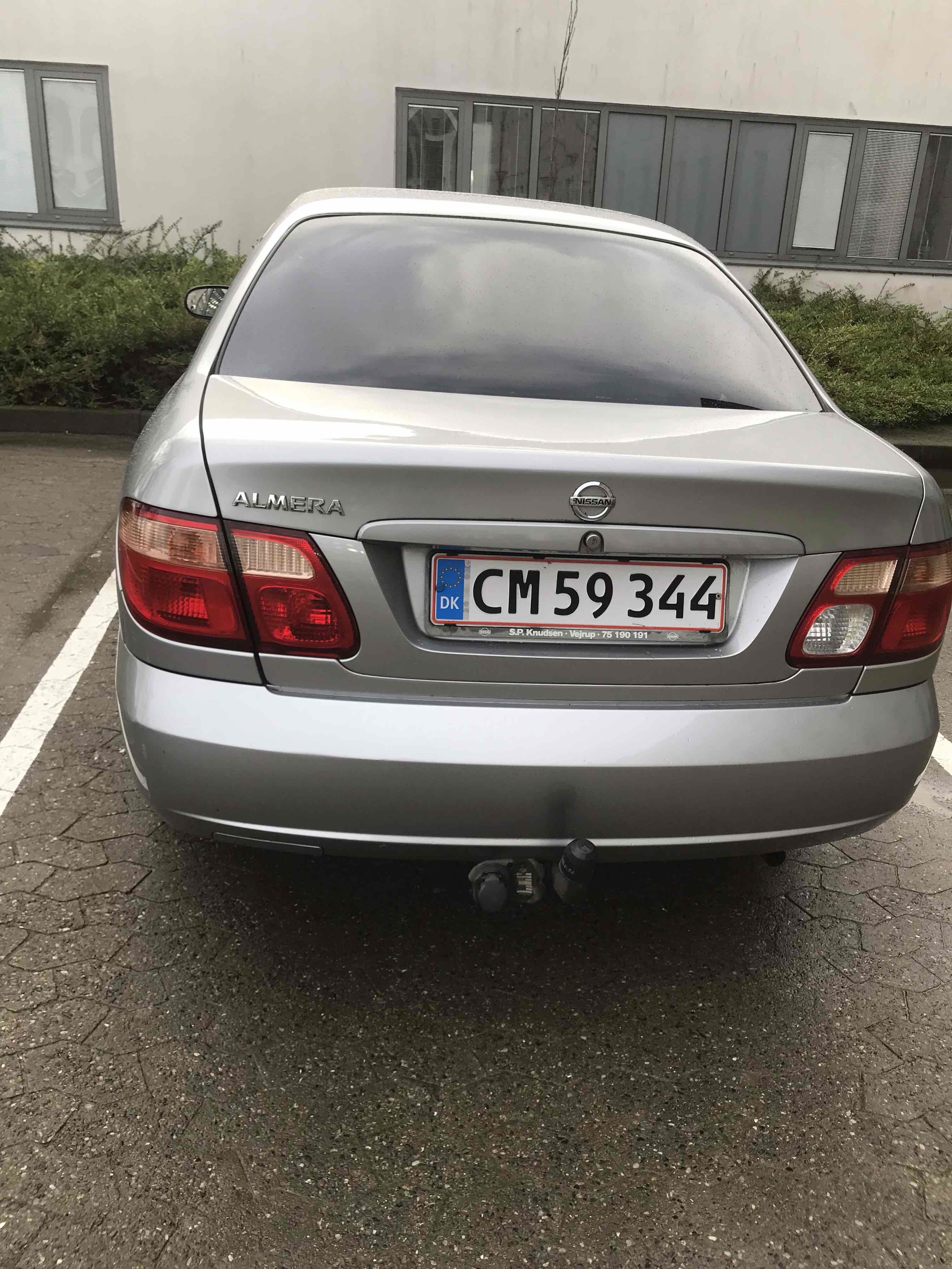 undefined Nissan Almera fra 2003