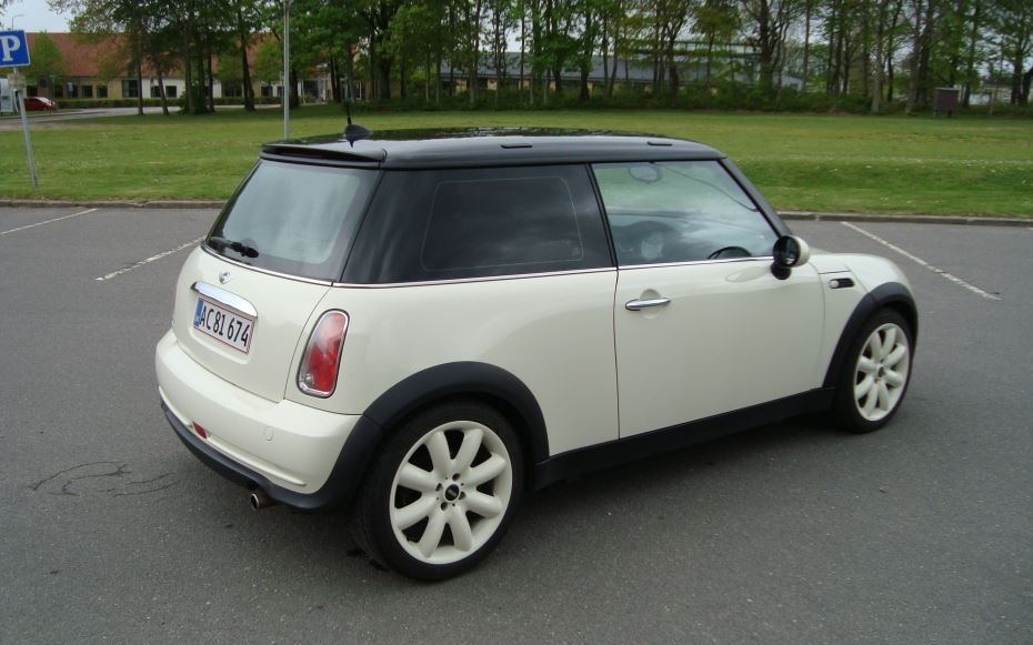 Hvid Mini One fra 2006