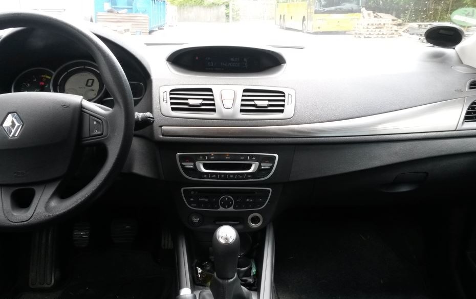 Grå Renault Mégane fra 2009