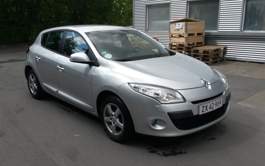 Grå Renault Mégane fra 2009