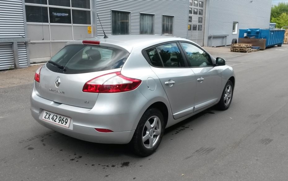 Grå Renault Mégane fra 2009