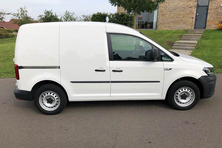 Hvid VW Caddy fra 2018