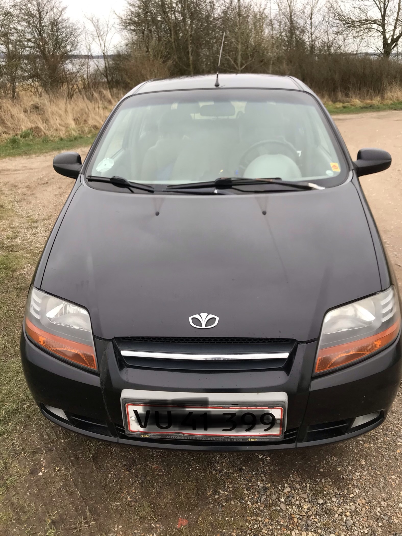 Sort Daewoo Kalos fra 2004