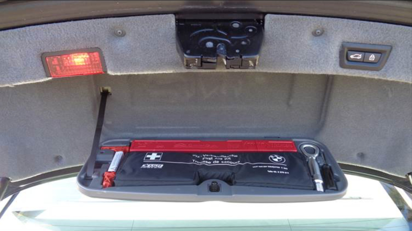 Sort BMW 760i fra 2010