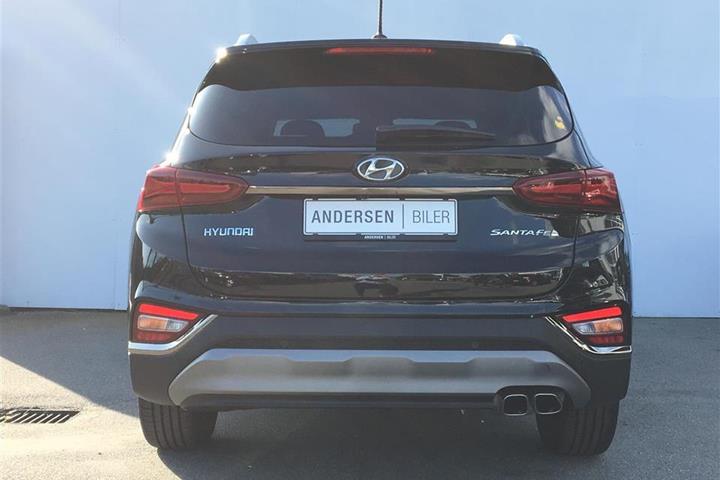 Sort Hyundai Santa Fe fra 2020