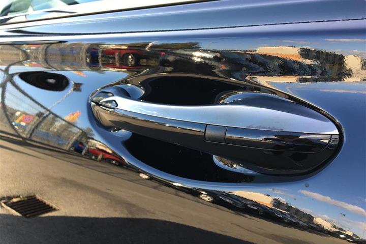 Sort Hyundai Santa Fe fra 2020