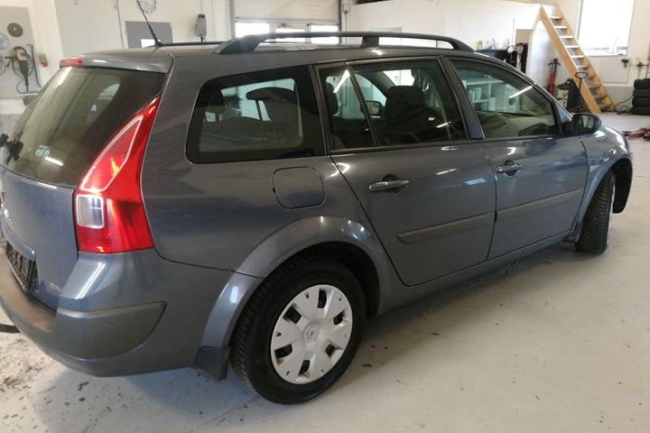 Grå Renault Mégane fra 2007