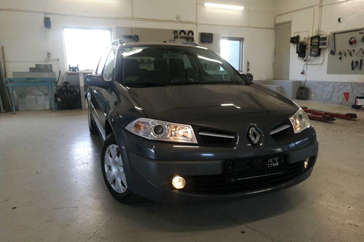 Grå Renault Mégane fra 2007