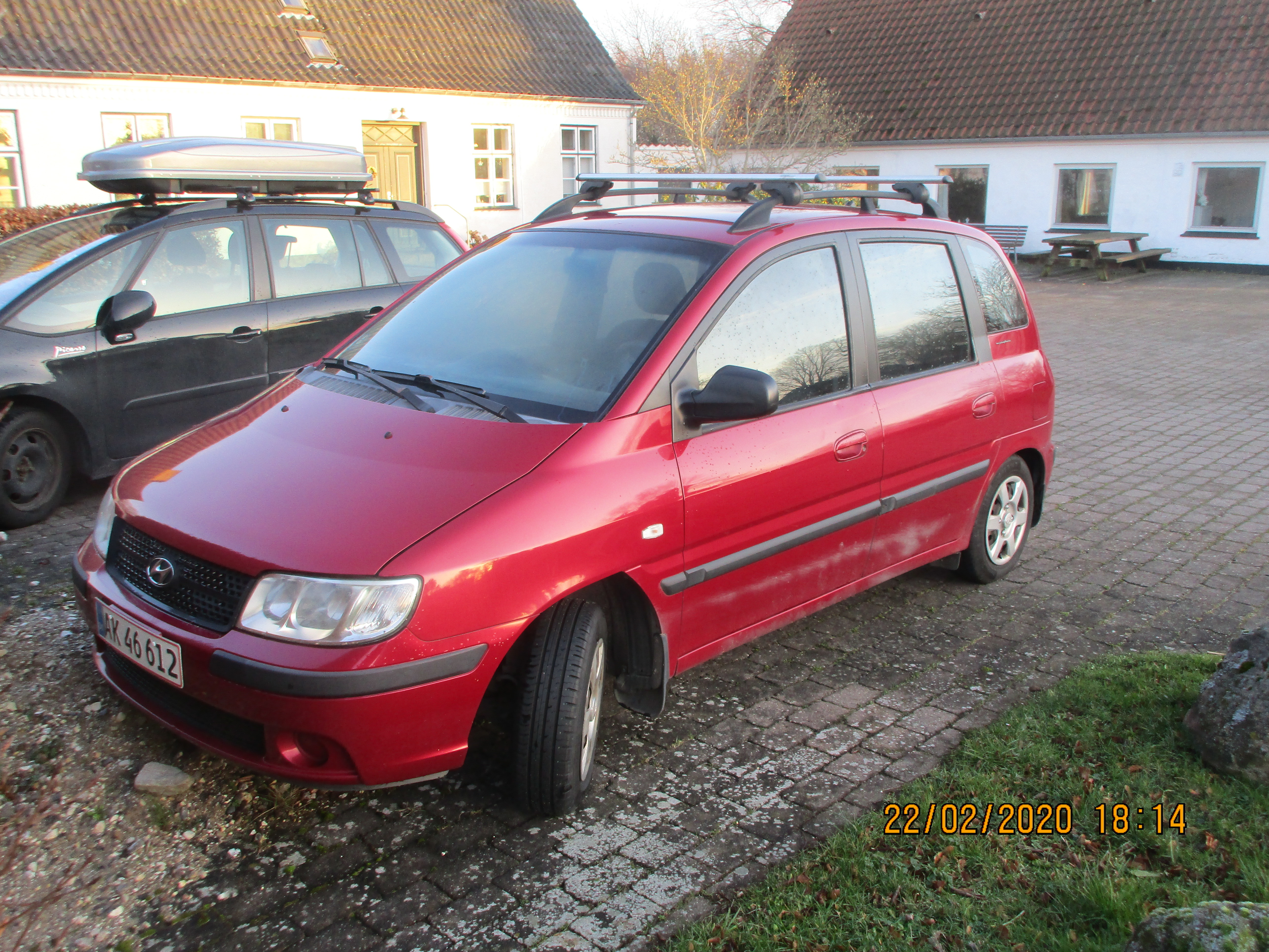 Rød Hyundai Matrix fra 2005