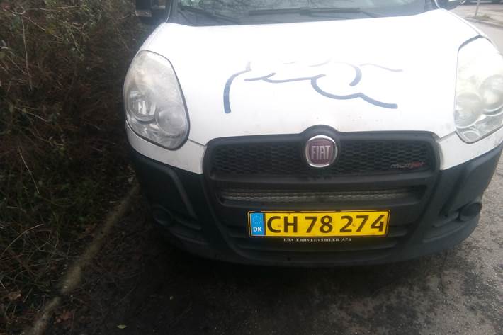 Hvid Fiat Doblò Cargo fra 2010