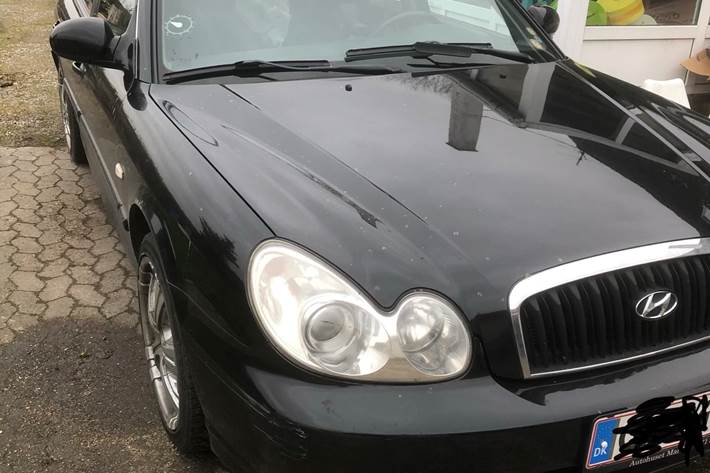 Sort Hyundai Sonata fra 2003