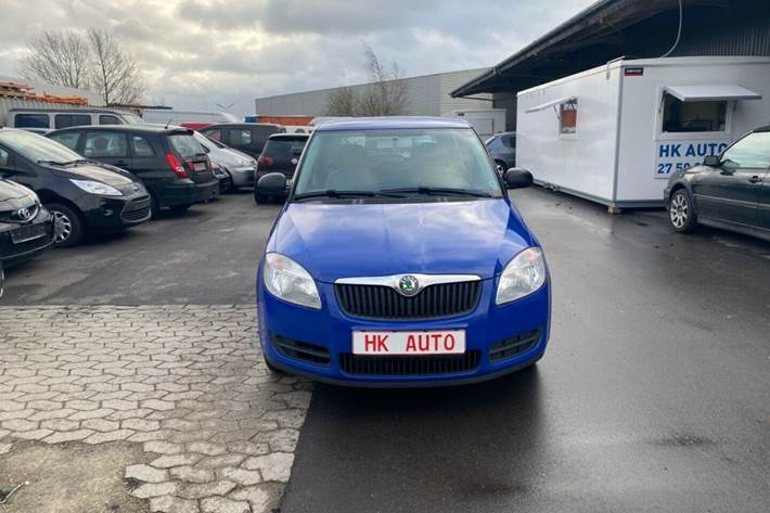 Blå Skoda Fabia fra 2007