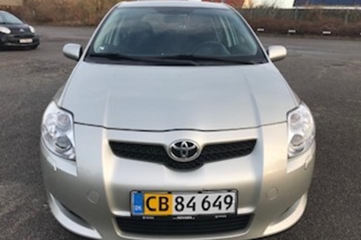 undefined Toyota Auris fra 2010