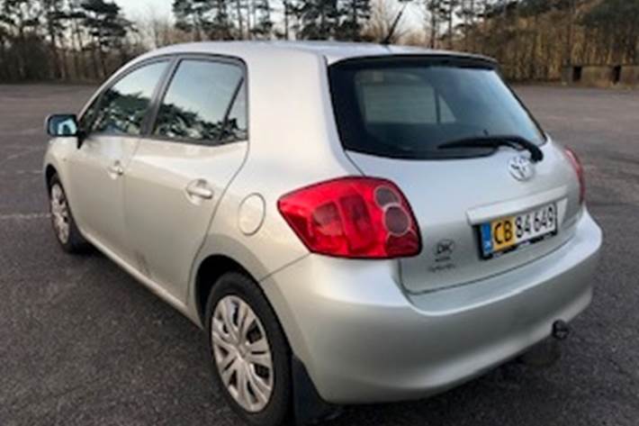 undefined Toyota Auris fra 2010