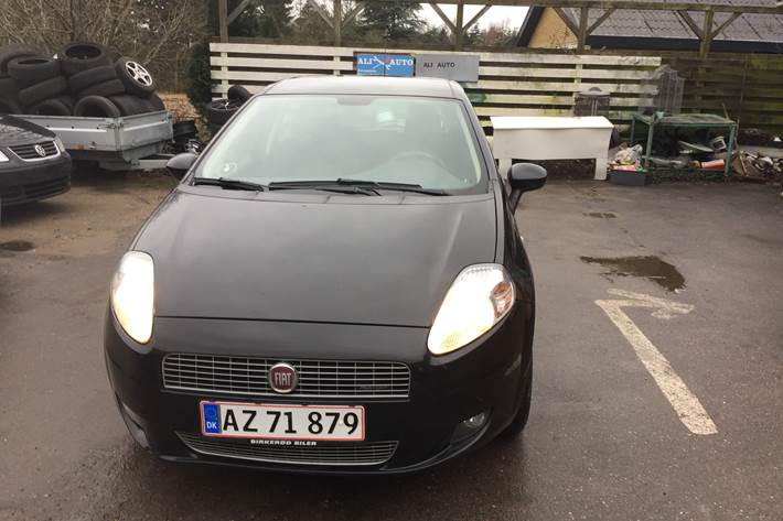 Sort Fiat Punto fra 2009