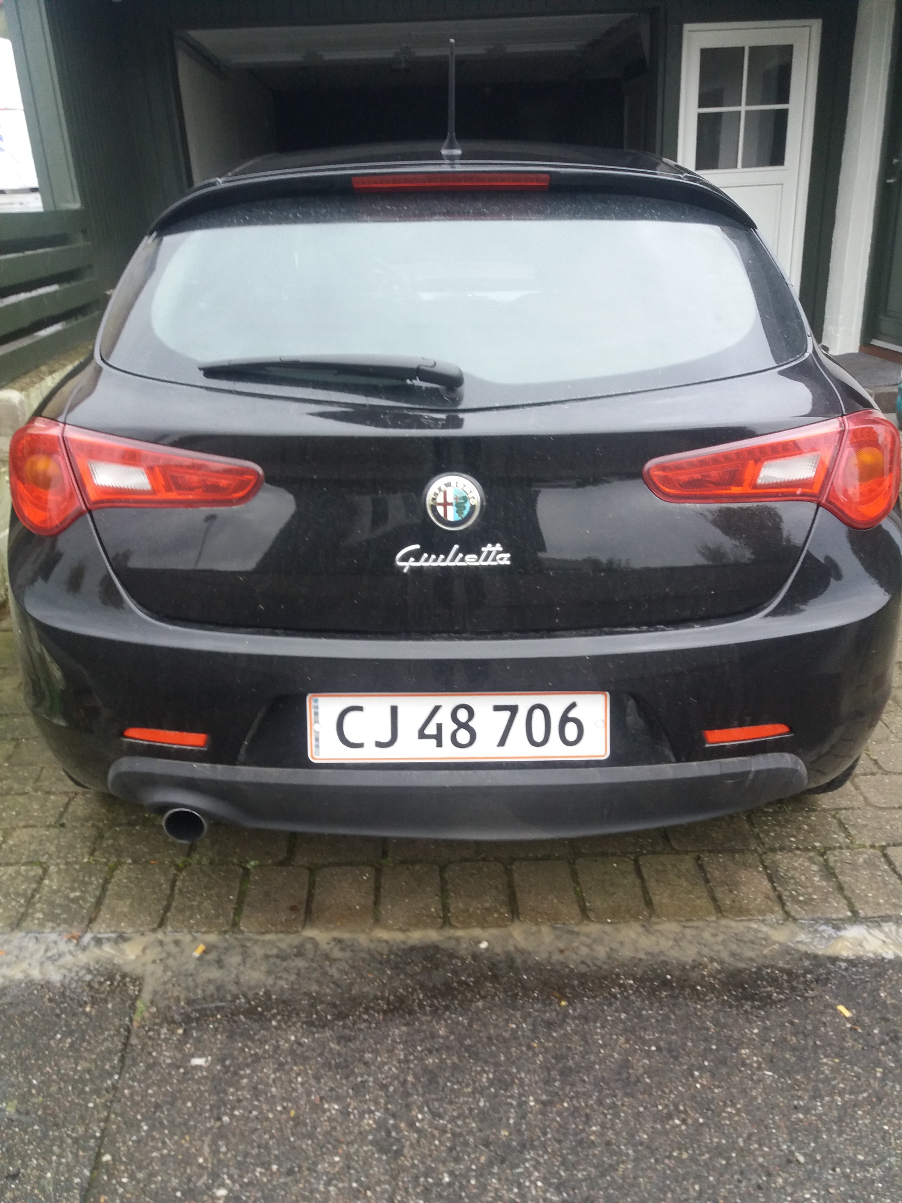 Sort Alfa Romeo Giulietta fra 2013
