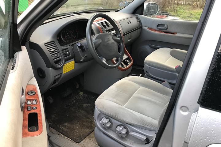 undefined Kia Carnival fra 2005