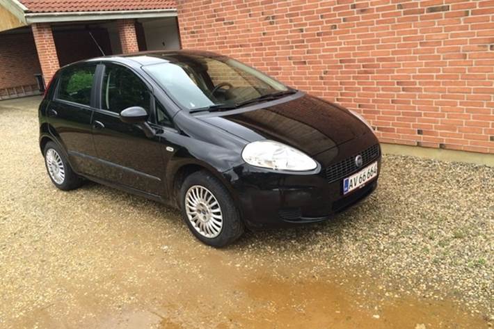 Sort Fiat Punto fra 2007