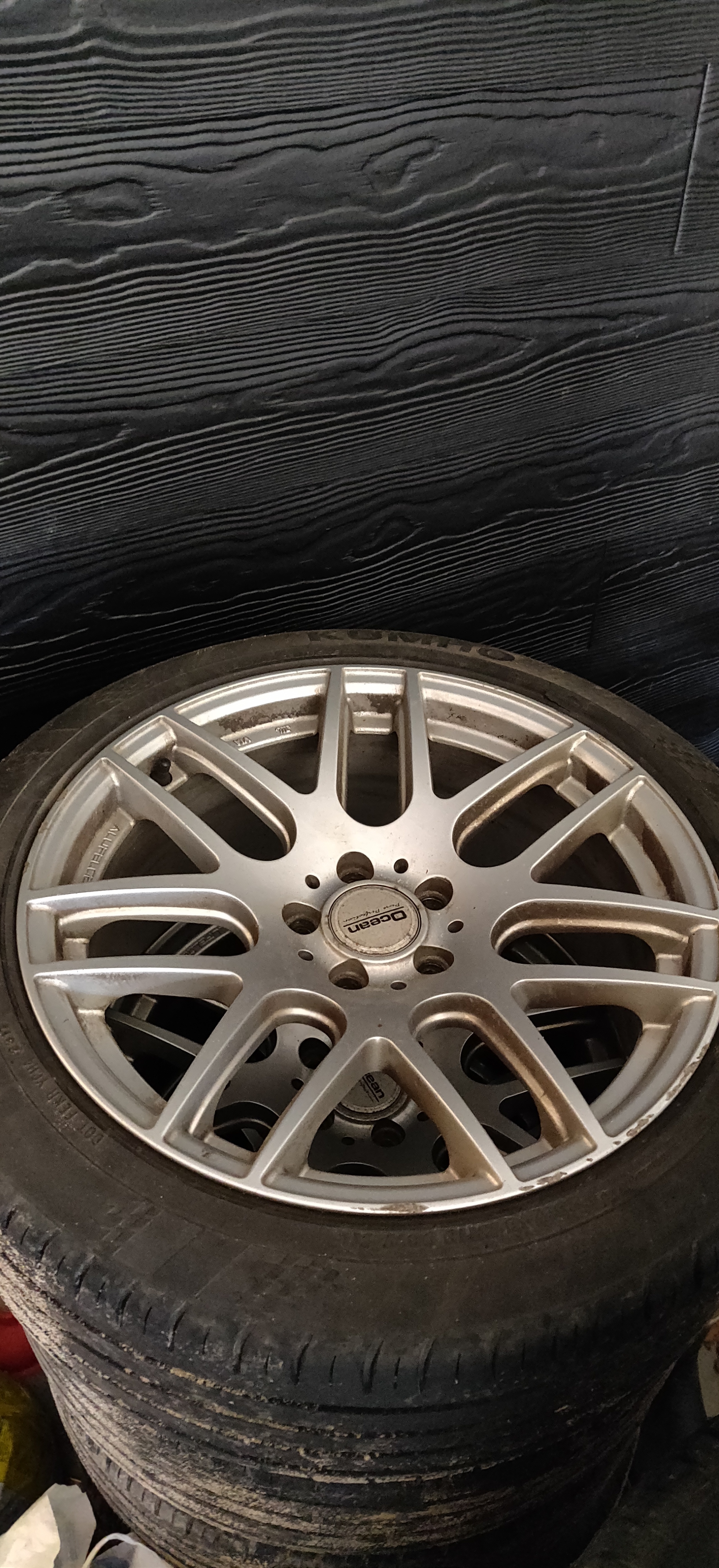 Sort Ford Mondeo fra 2009