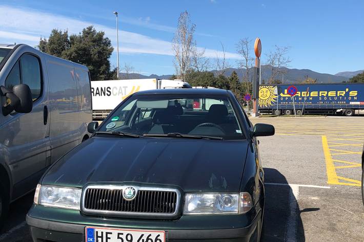 Grøn Skoda Octavia fra 2000