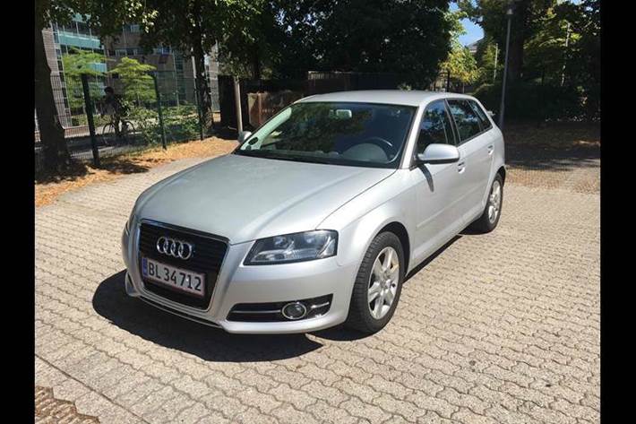 Sølv Audi A3 fra 2011