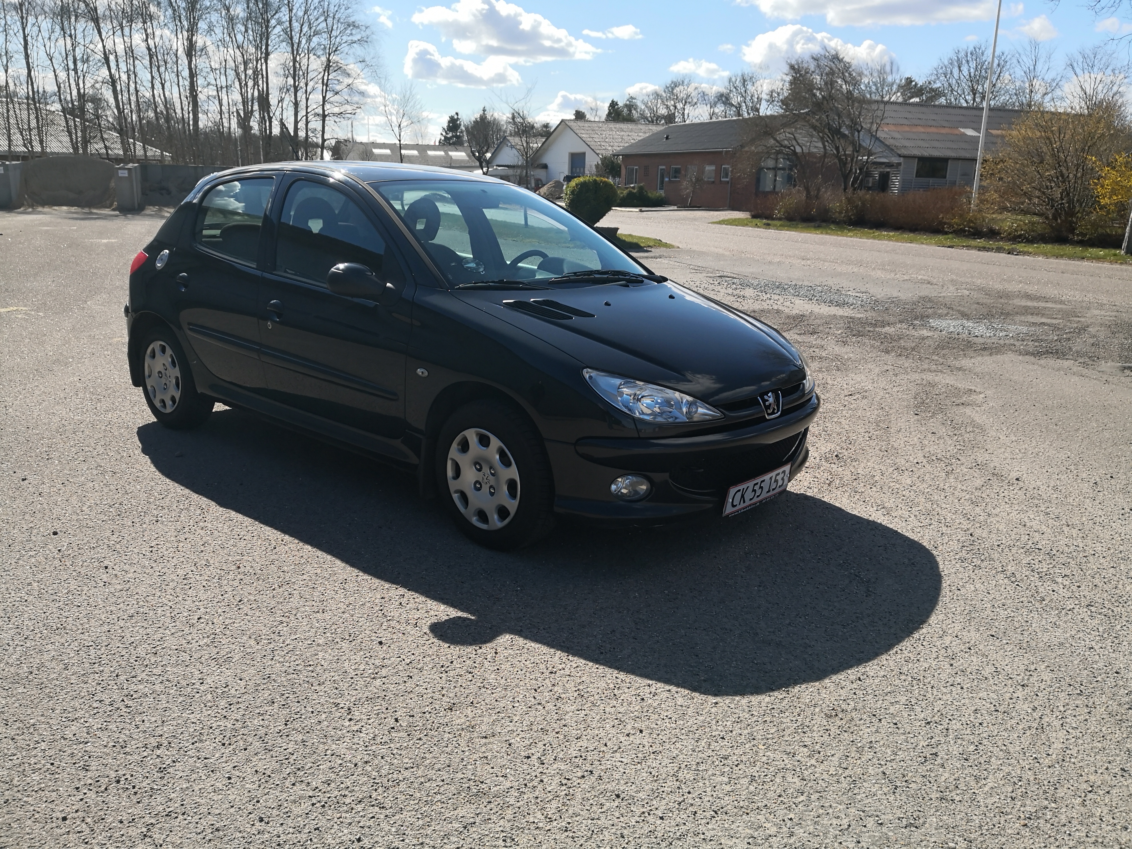Sort Peugeot 206 fra 2007