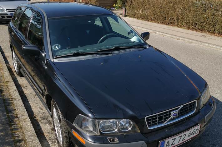 Sort Volvo V40 fra 2003