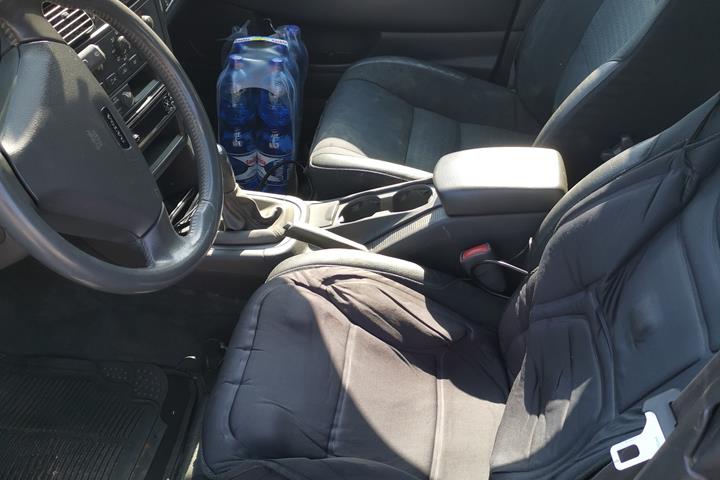 Sort Volvo V40 fra 2003
