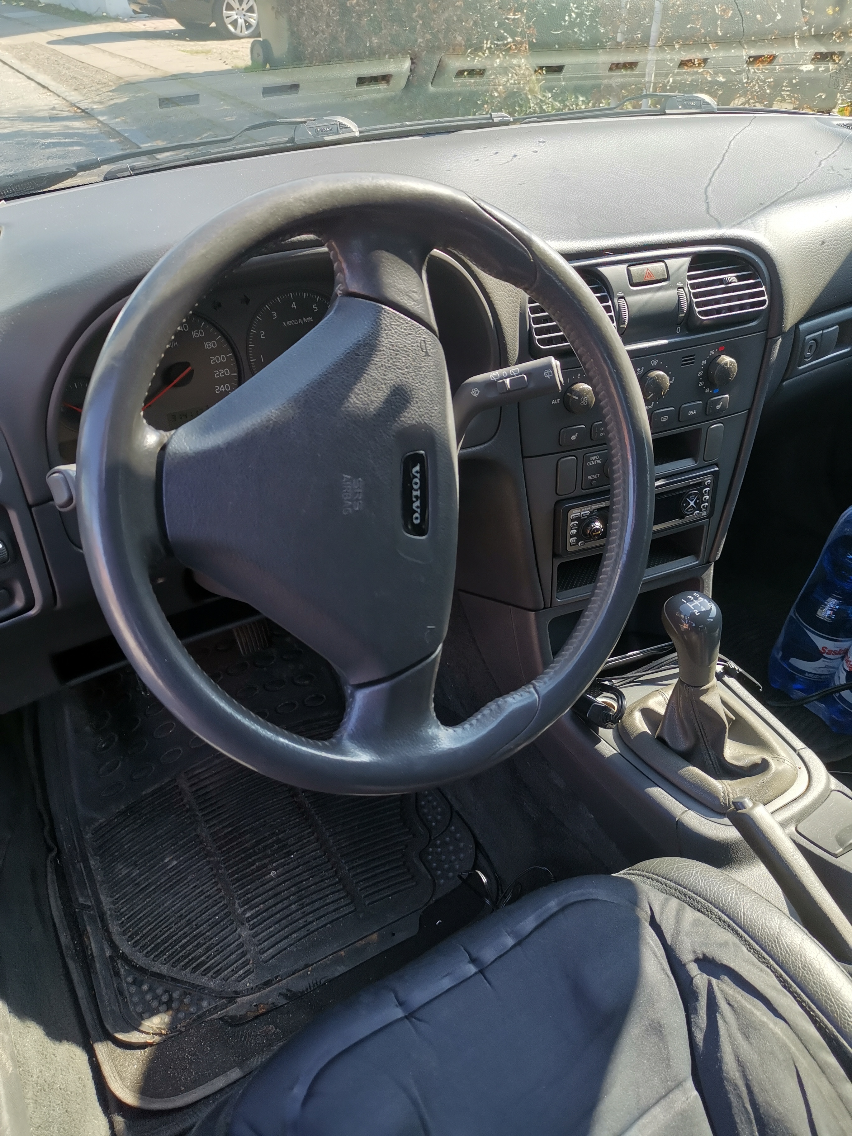 Sort Volvo V40 fra 2003